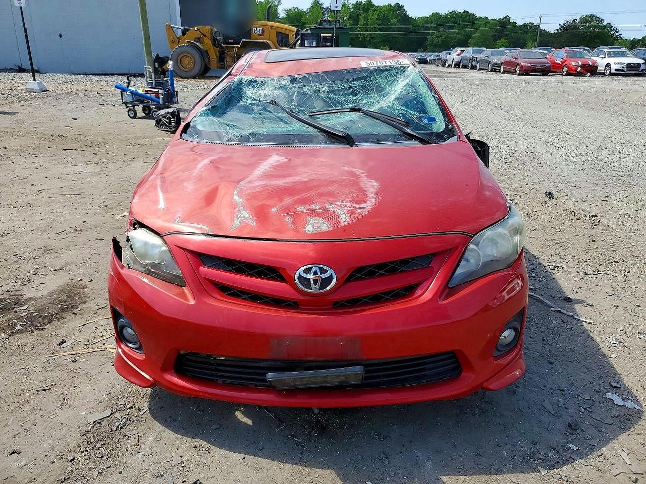 2013 TOYOTA COROLLA photo 9