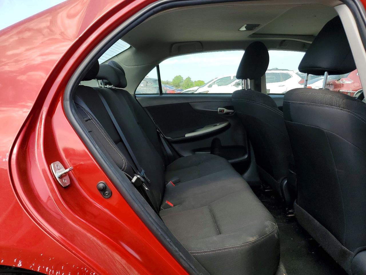2013 TOYOTA COROLLA photo 19