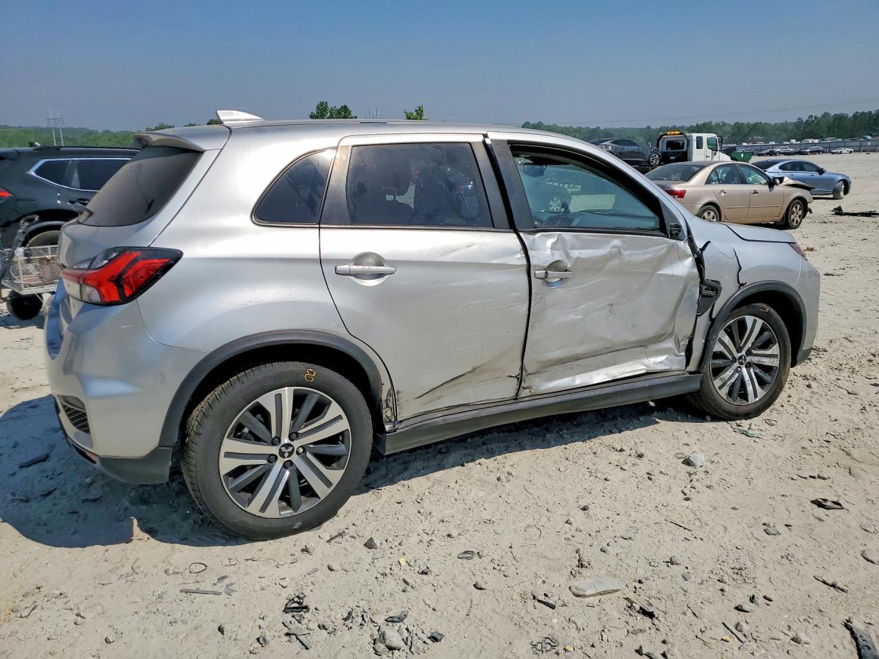 2022 MITSUBISHI OUTLANDER SPORT ES photo 5