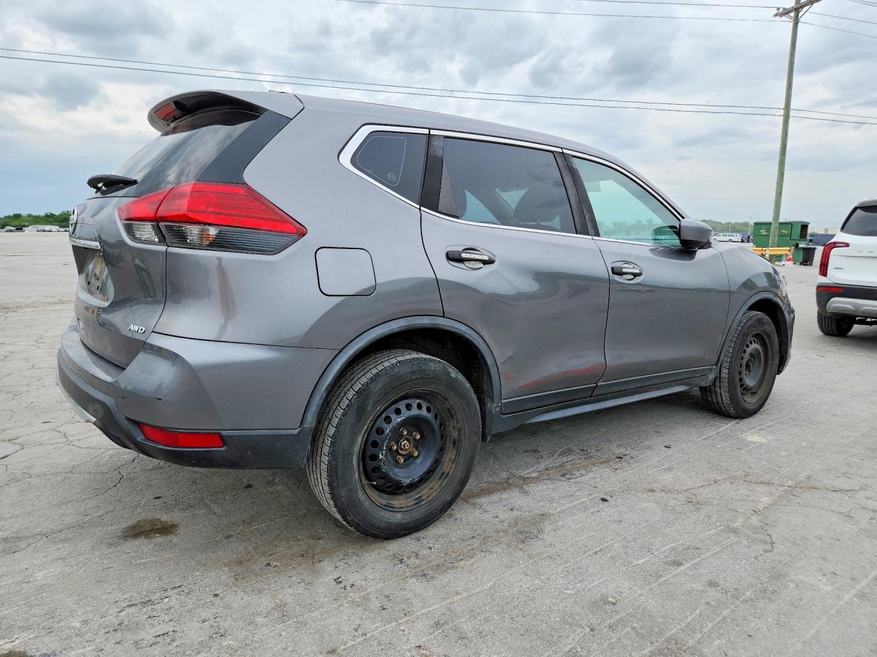 2017 NISSAN ROGUE S photo 5