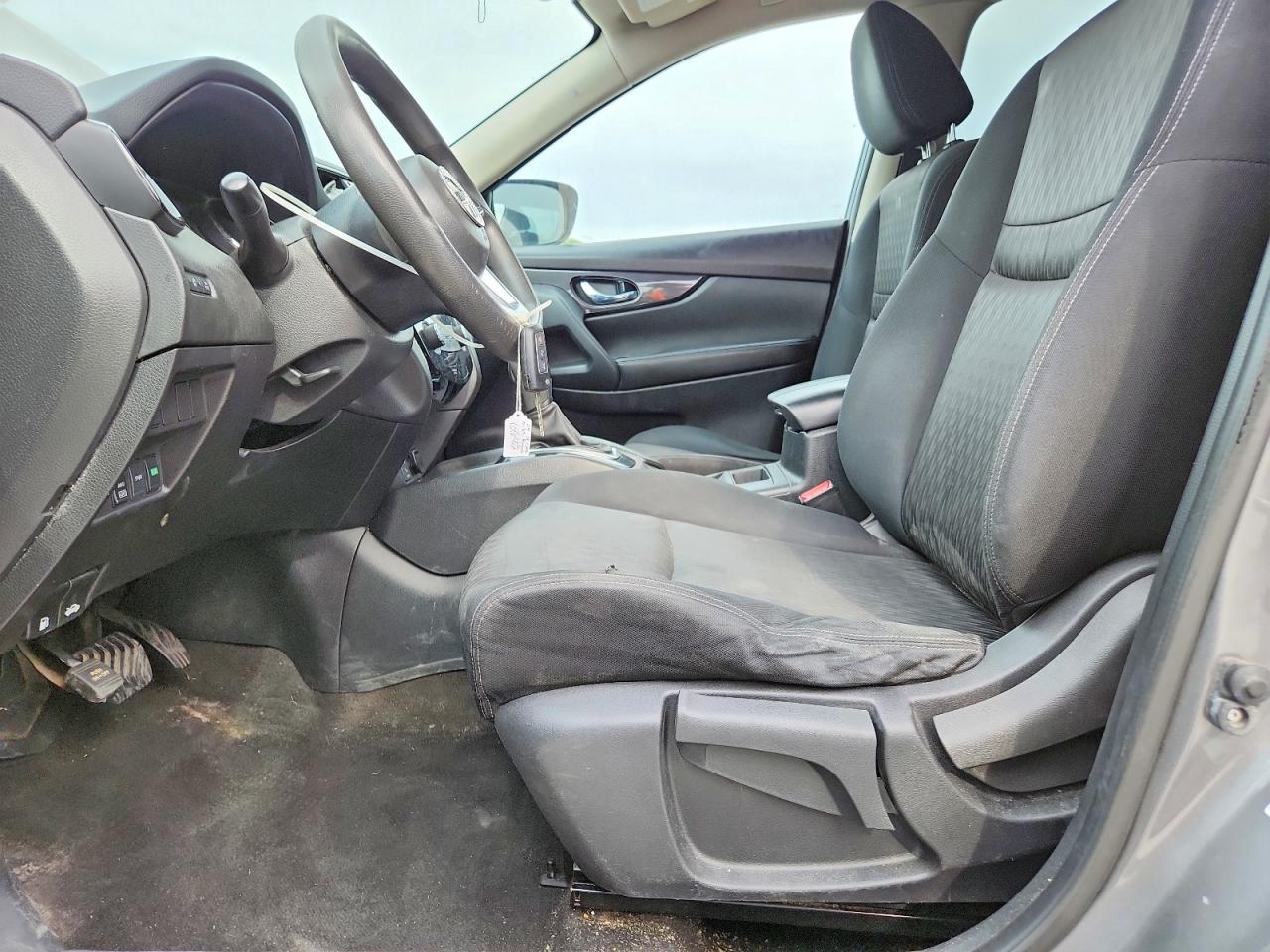 2017 NISSAN ROGUE S photo 13