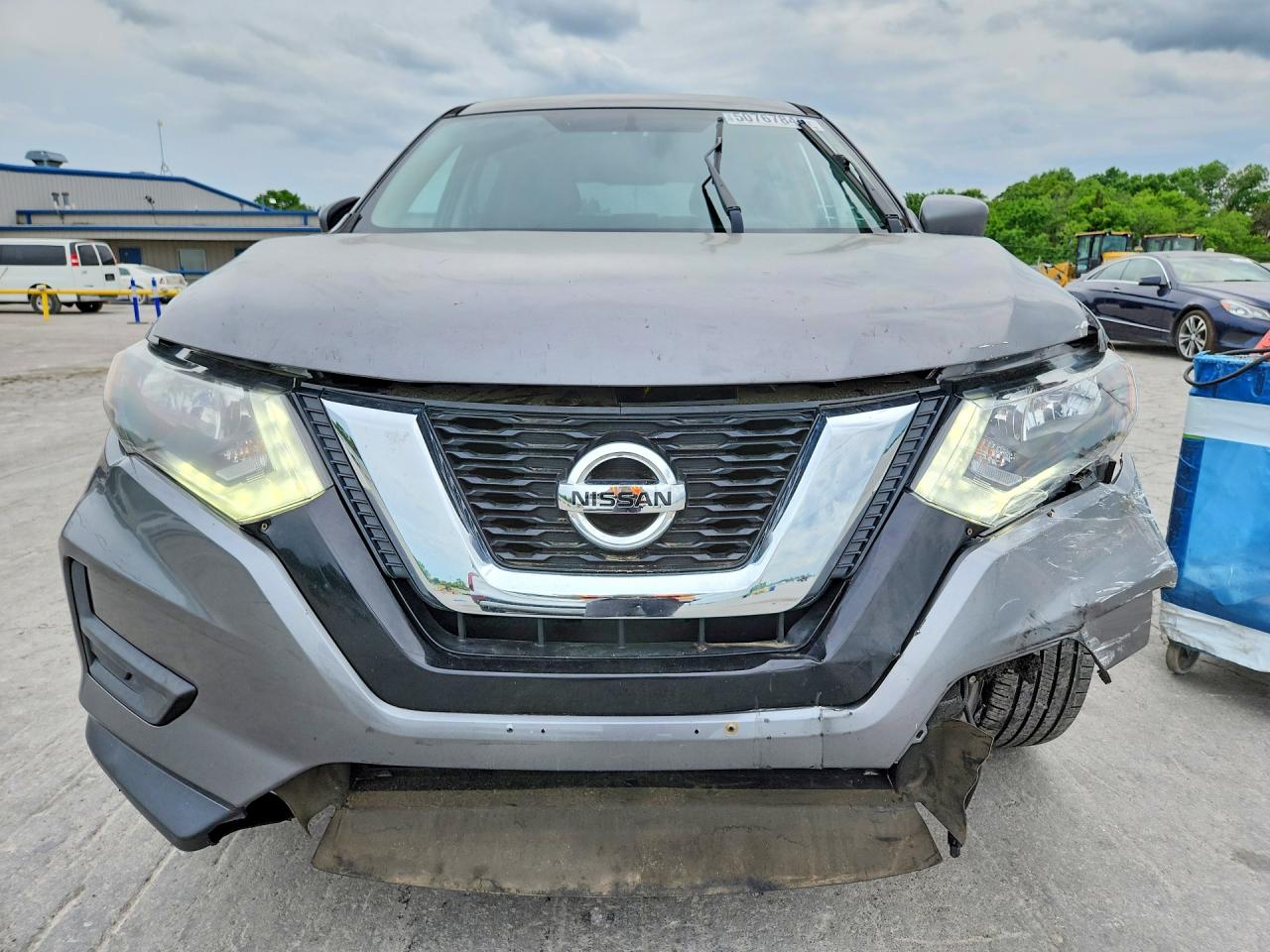 2017 NISSAN ROGUE S photo 9