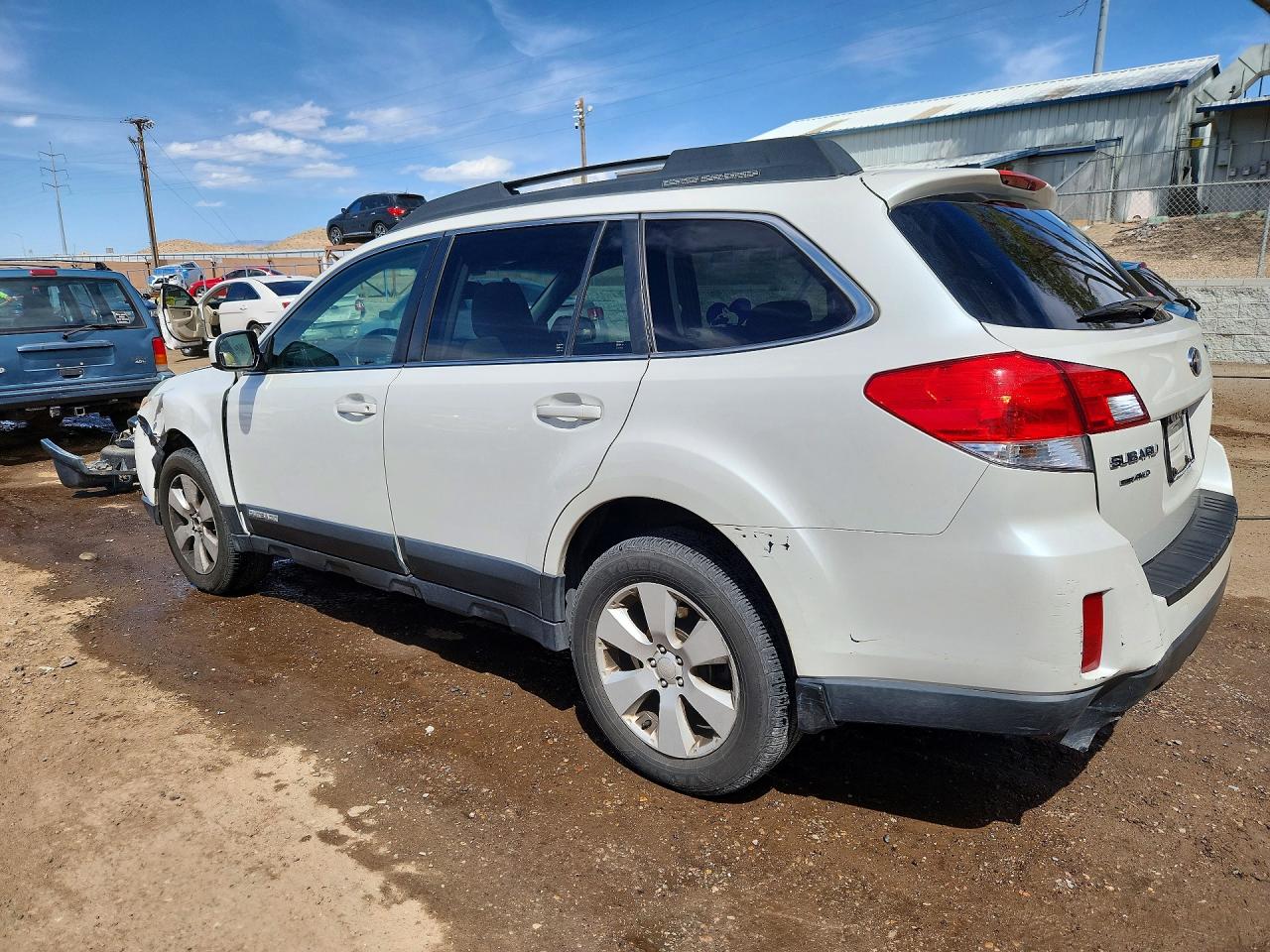 2012 SUBARU OUTBACK 2.5I PREMIUM photo 3