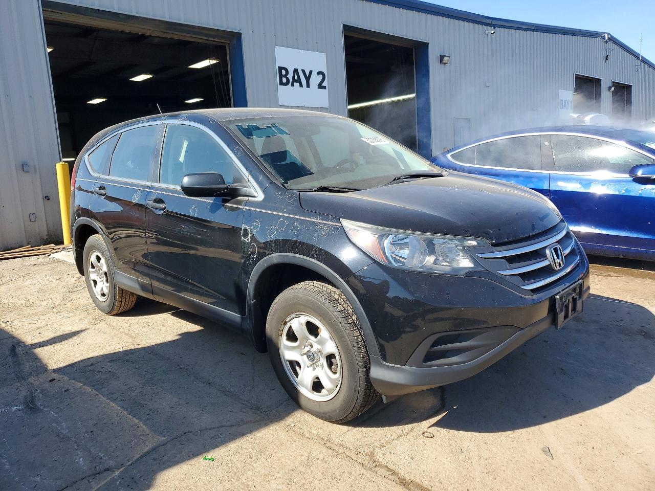 2013 HONDA CR-V LX photo 4