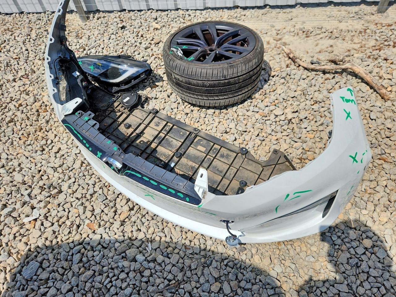 2023 TESLA MODEL S photo 23
