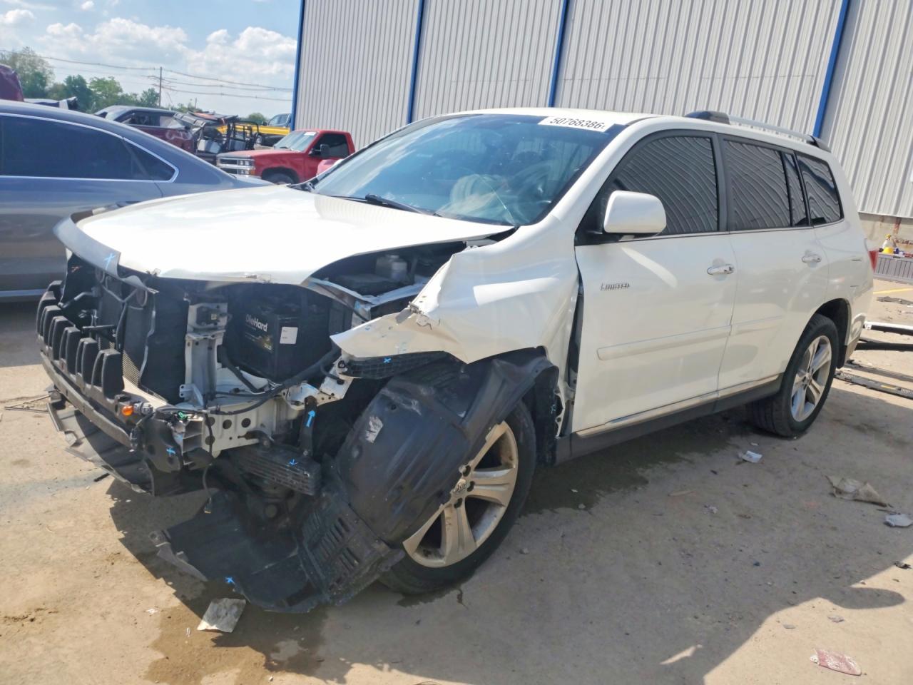 2013 TOYOTA HIGHLANDER