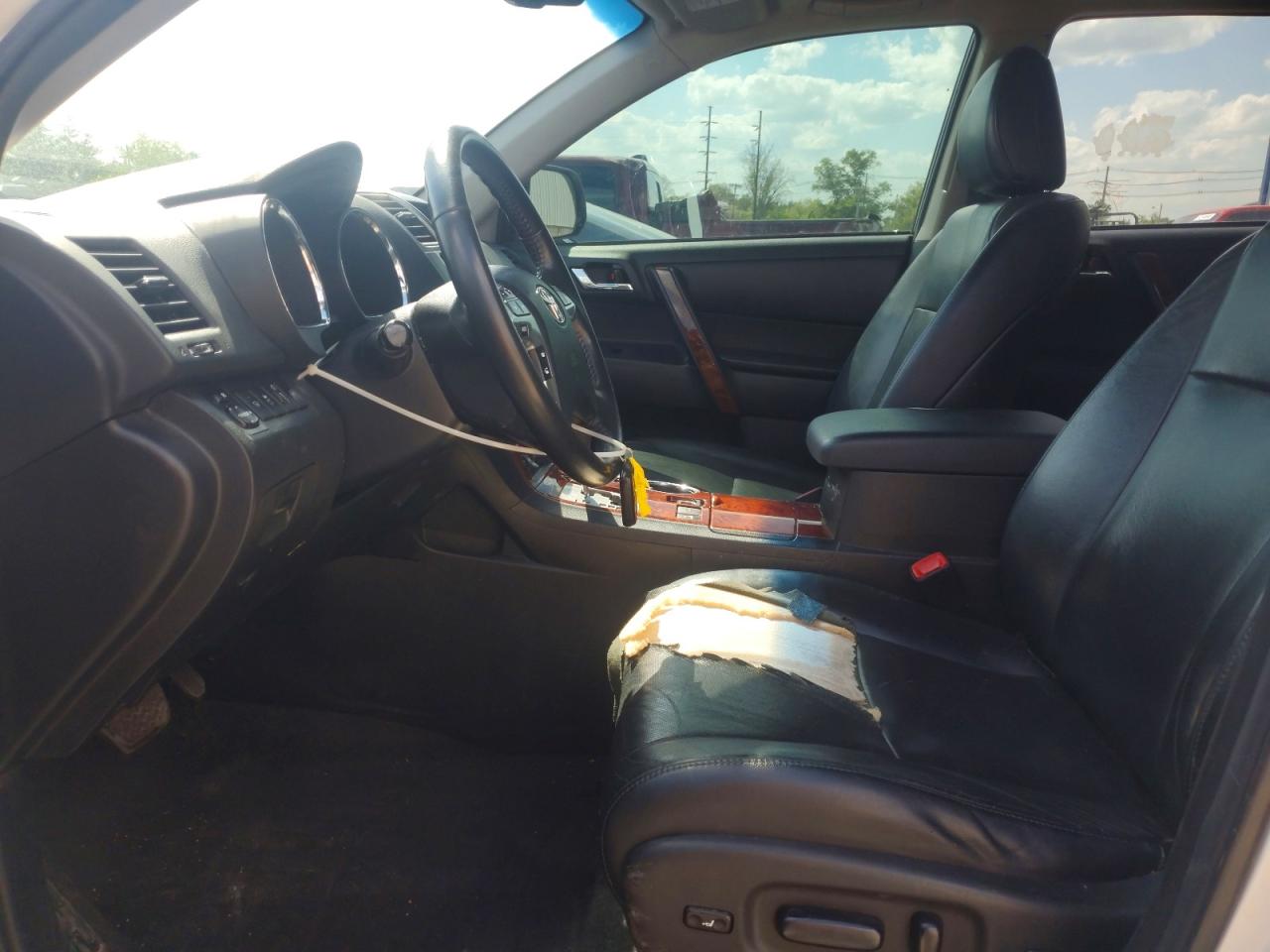 2013 TOYOTA HIGHLANDER LIMITED photo 13