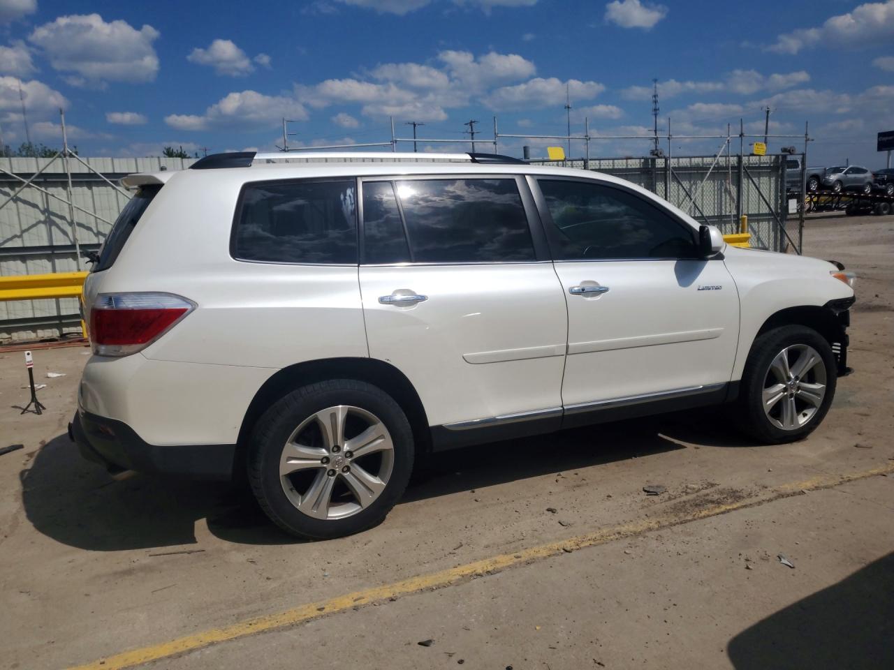 2013 TOYOTA HIGHLANDER LIMITED photo 5