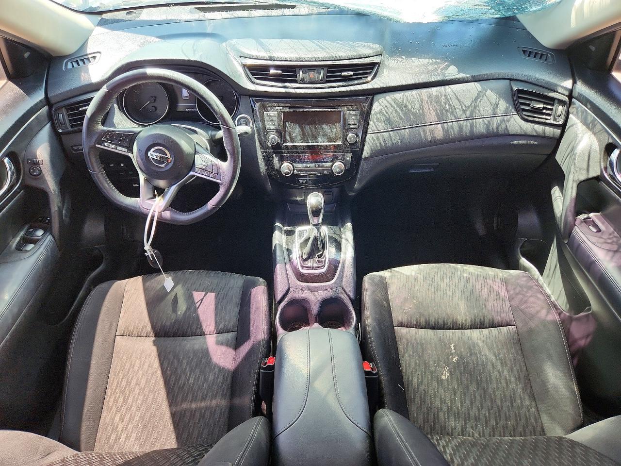 2019 NISSAN ROGUE SV photo 8