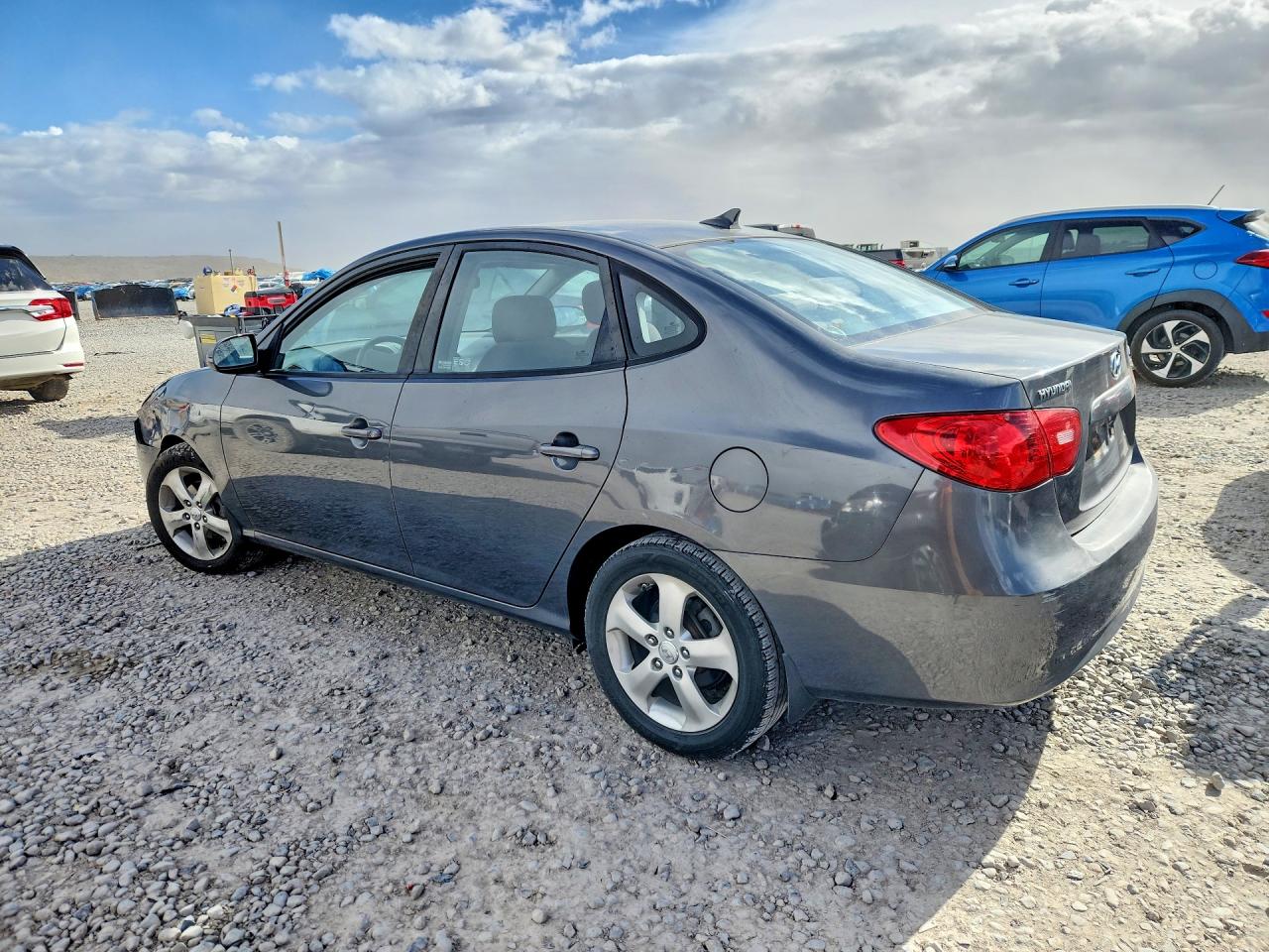 2009 HYUNDAI ELANTRA SE photo 4