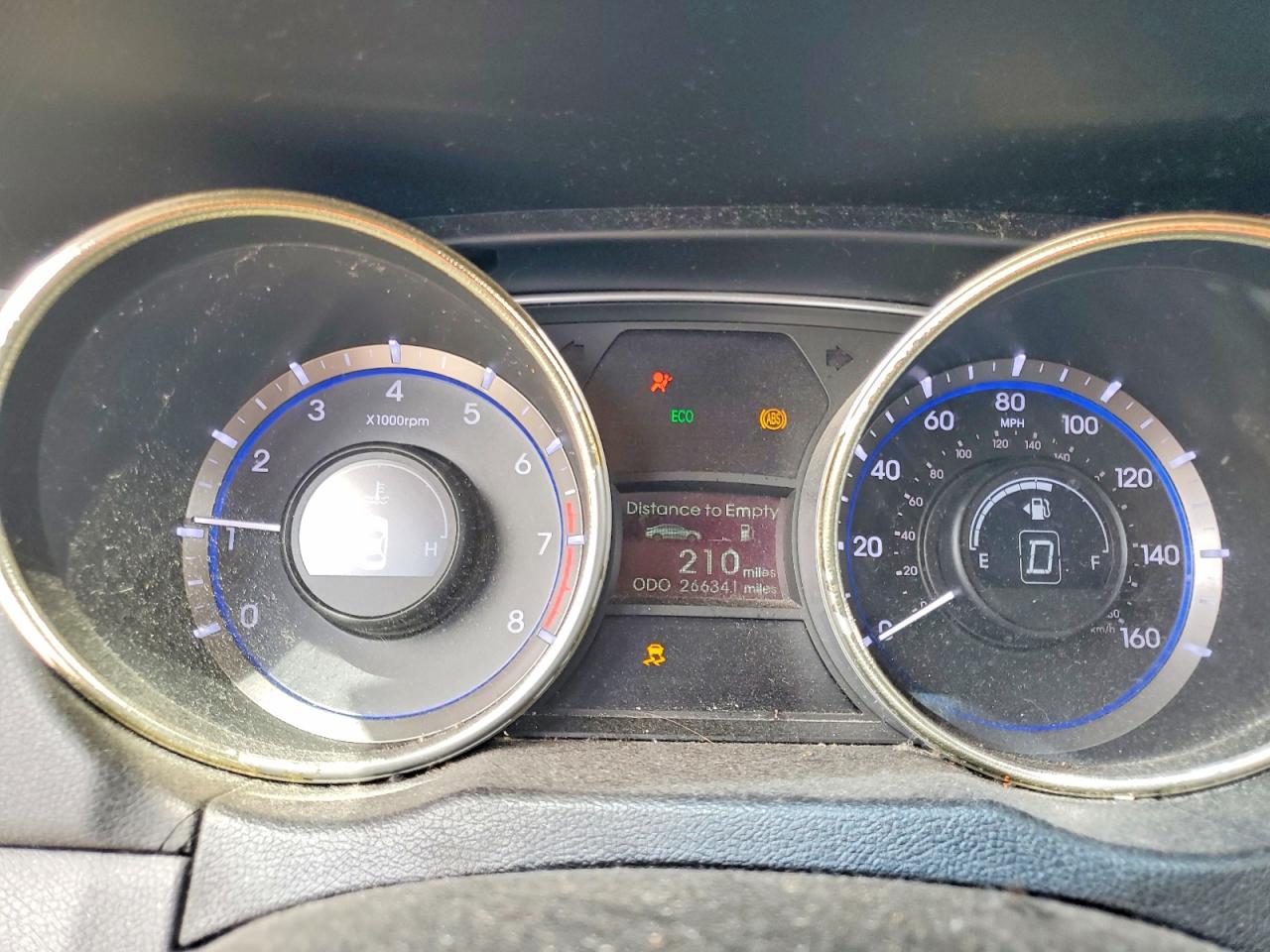 2011 HYUNDAI SONATA SE photo 25