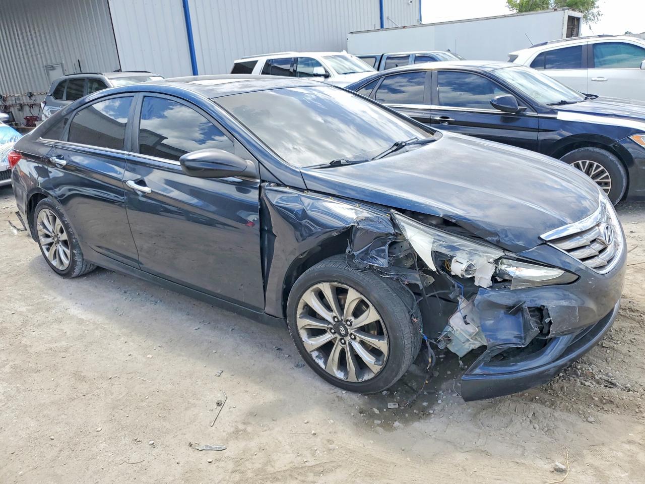 2011 HYUNDAI SONATA SE photo 10