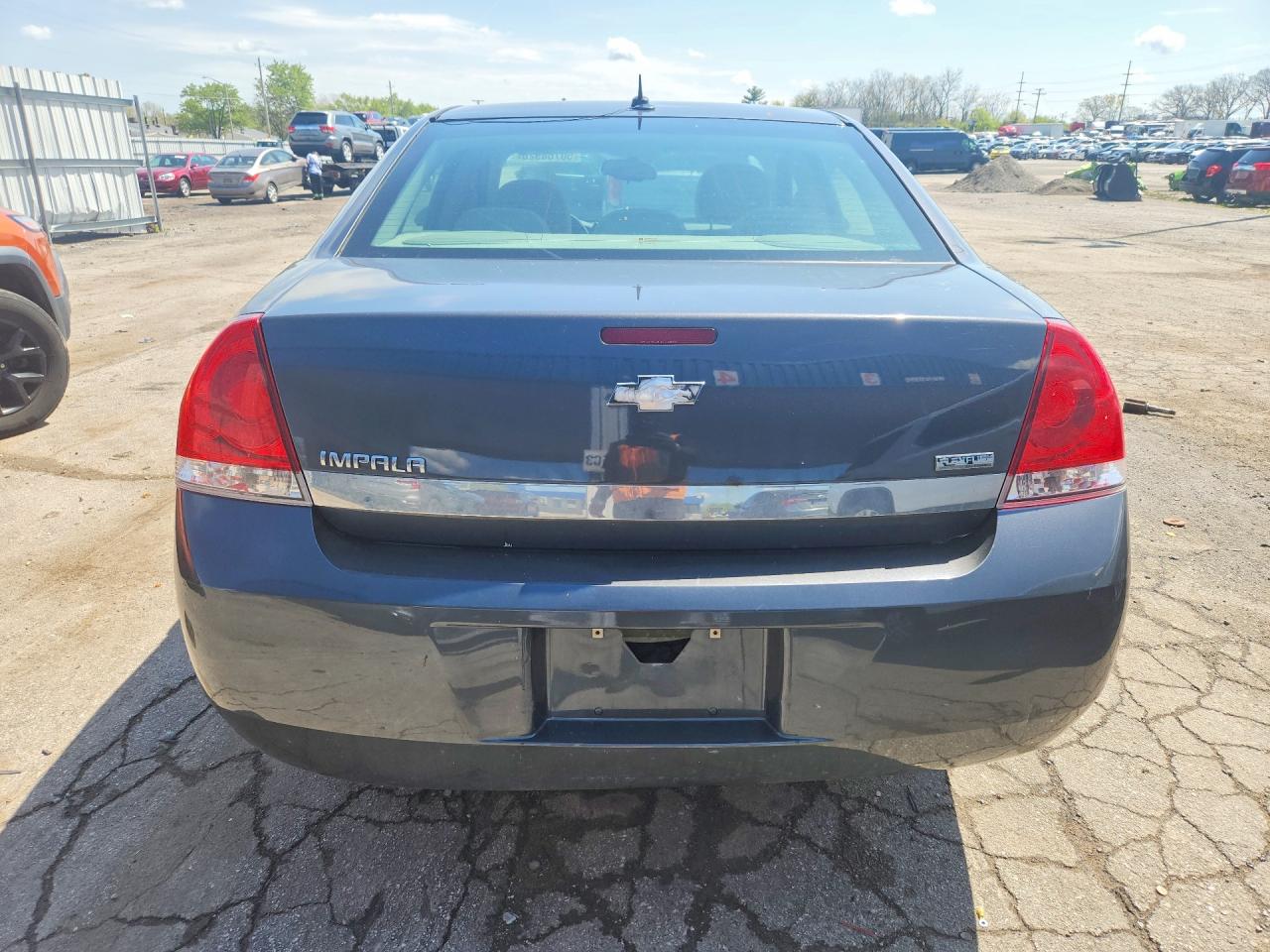 2010 CHEVROLET IMPALA LS photo 11