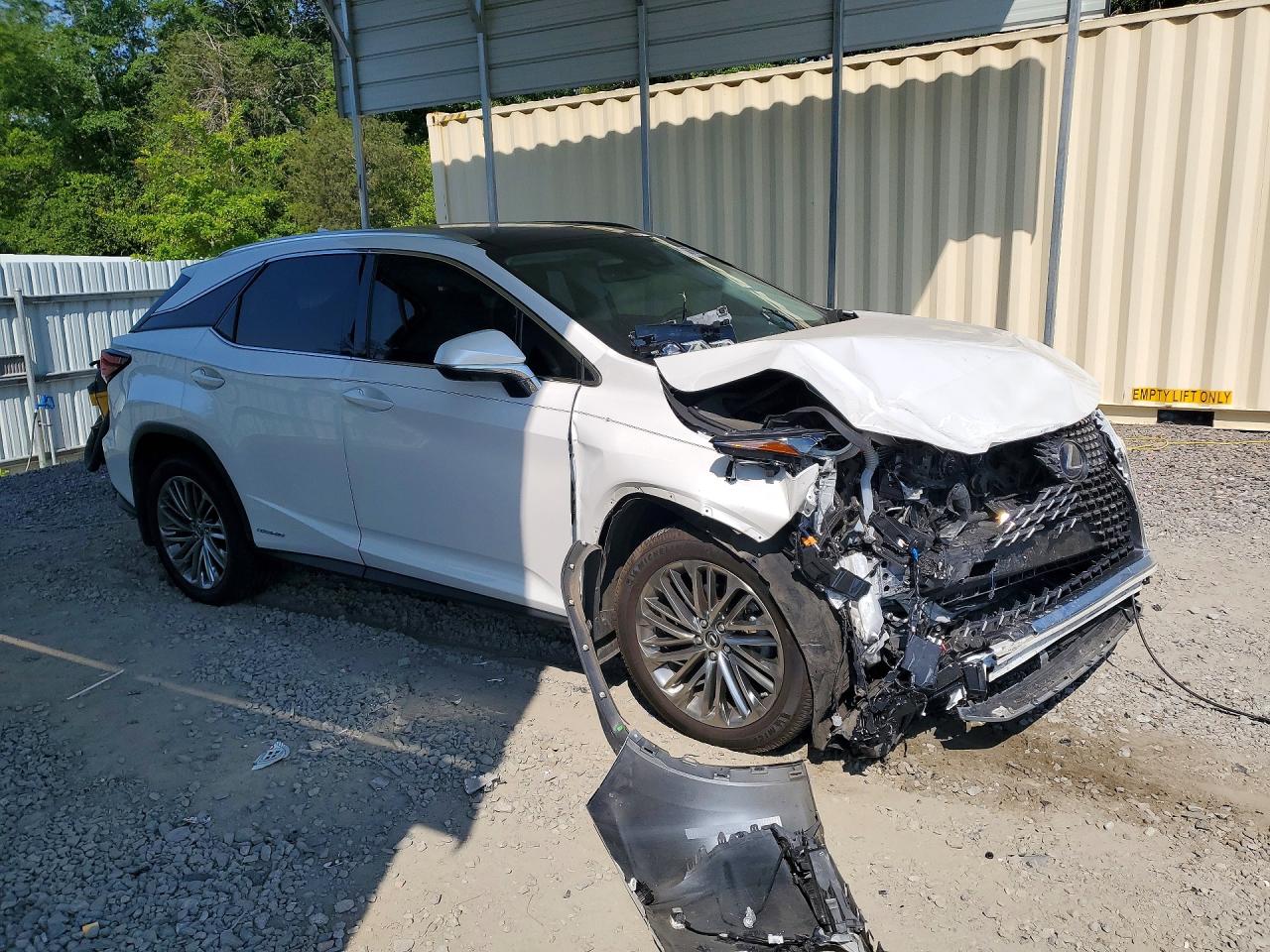 2022 LEXUS RX 450H photo 4