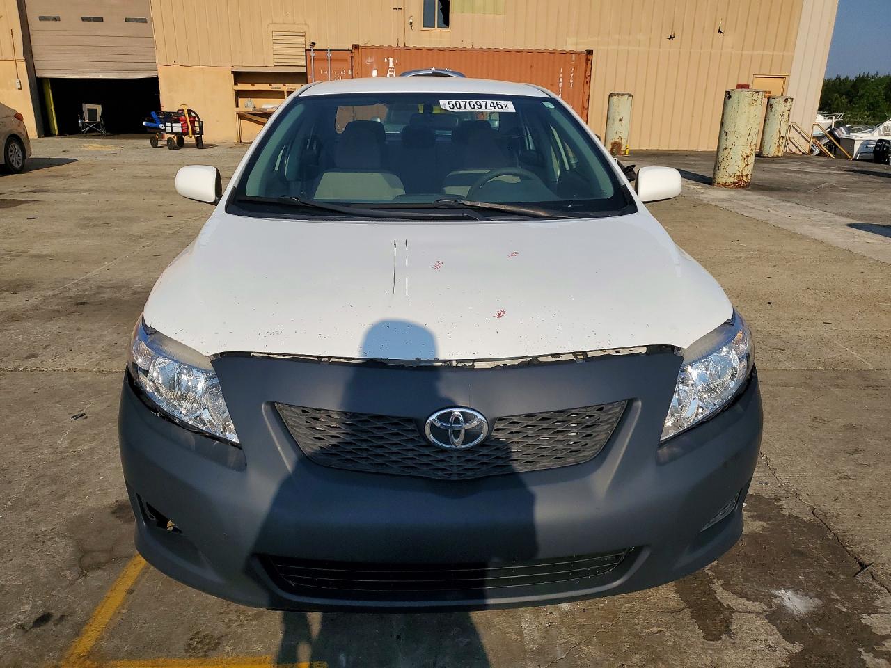 2010 TOYOTA COROLLA LE photo 9