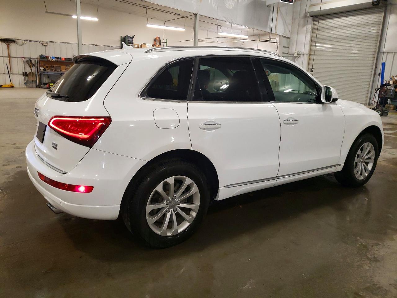 2016 AUDI Q5 PREMIUM PLUS photo 3