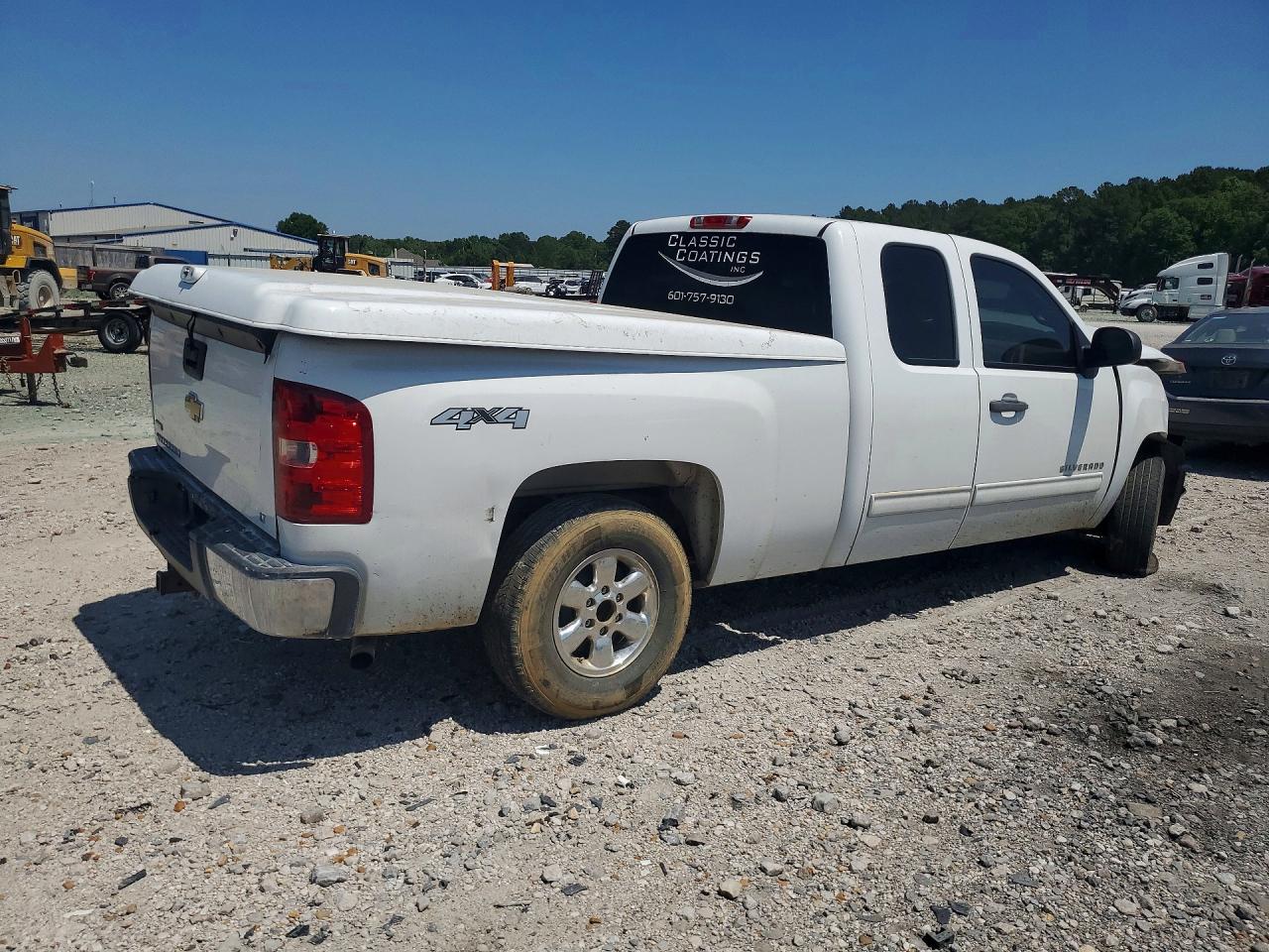 2010 CHEVROLET SILVERADO K1500 LT photo 5