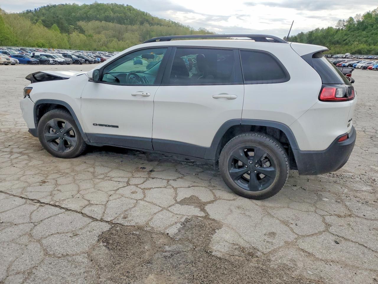 2019 JEEP CHEROKEE LATITUDE PLUS photo 2