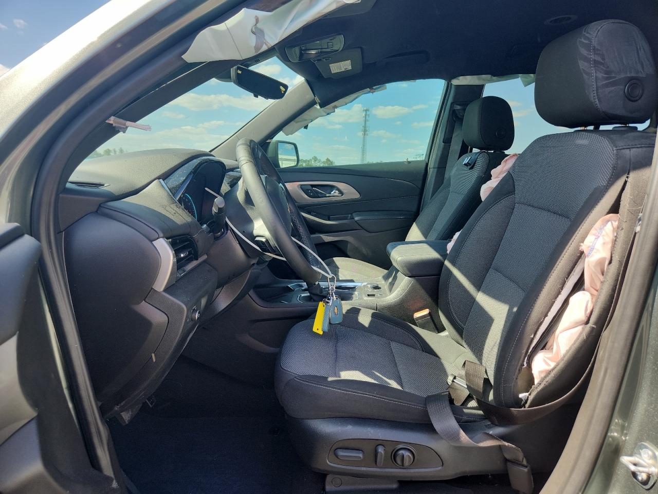 2023 CHEVROLET TRAVERSE LT photo 13