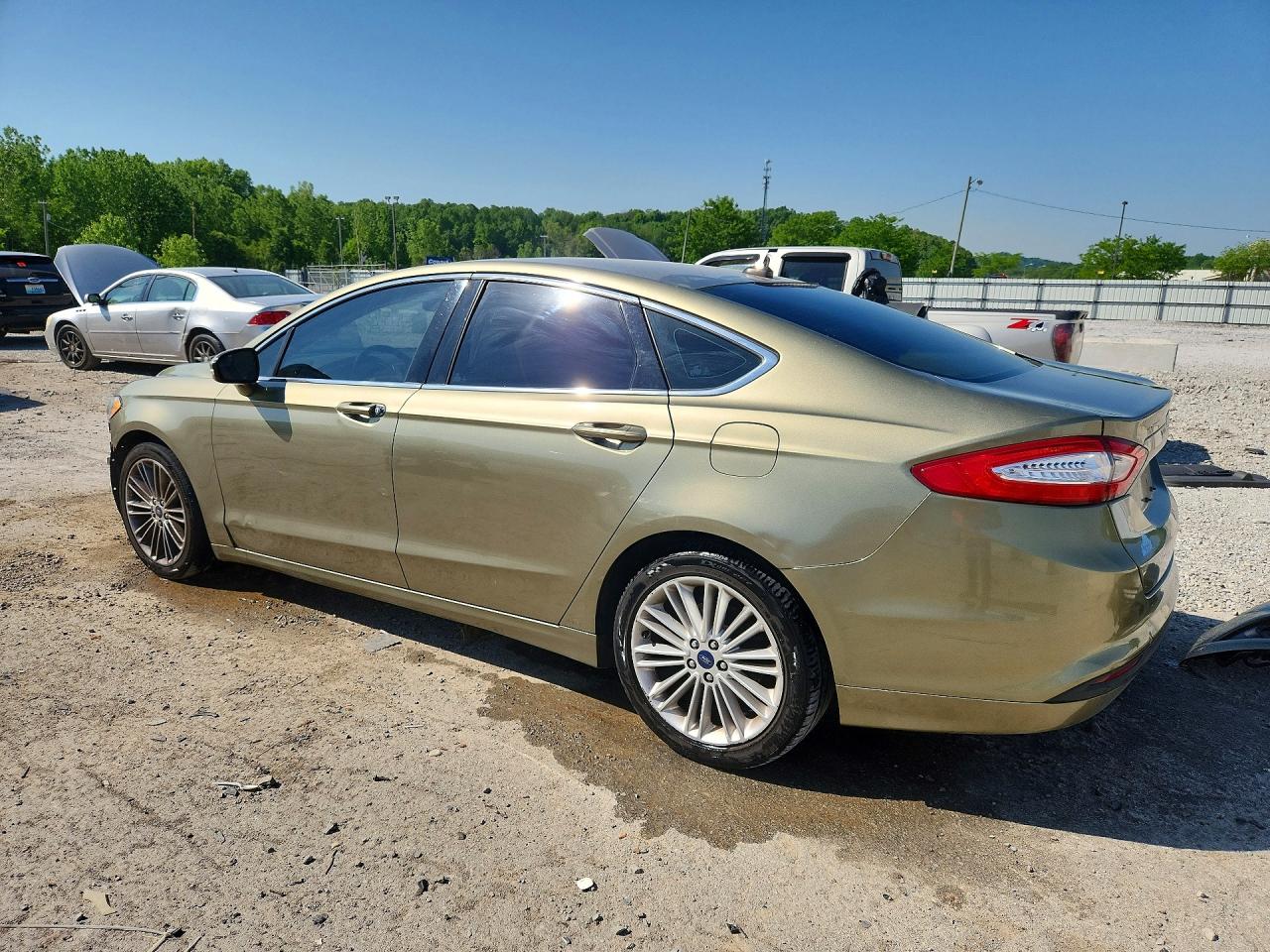 2013 FORD FUSION SE photo 3