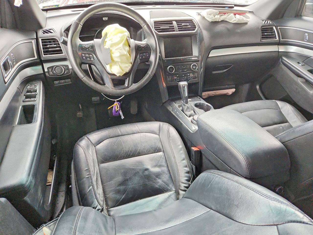 2016 FORD EXPLORER XLT photo 22