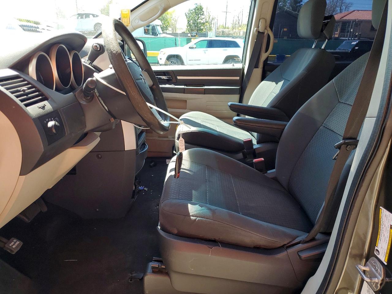 2010 DODGE GRAND CARAVAN SE photo 7