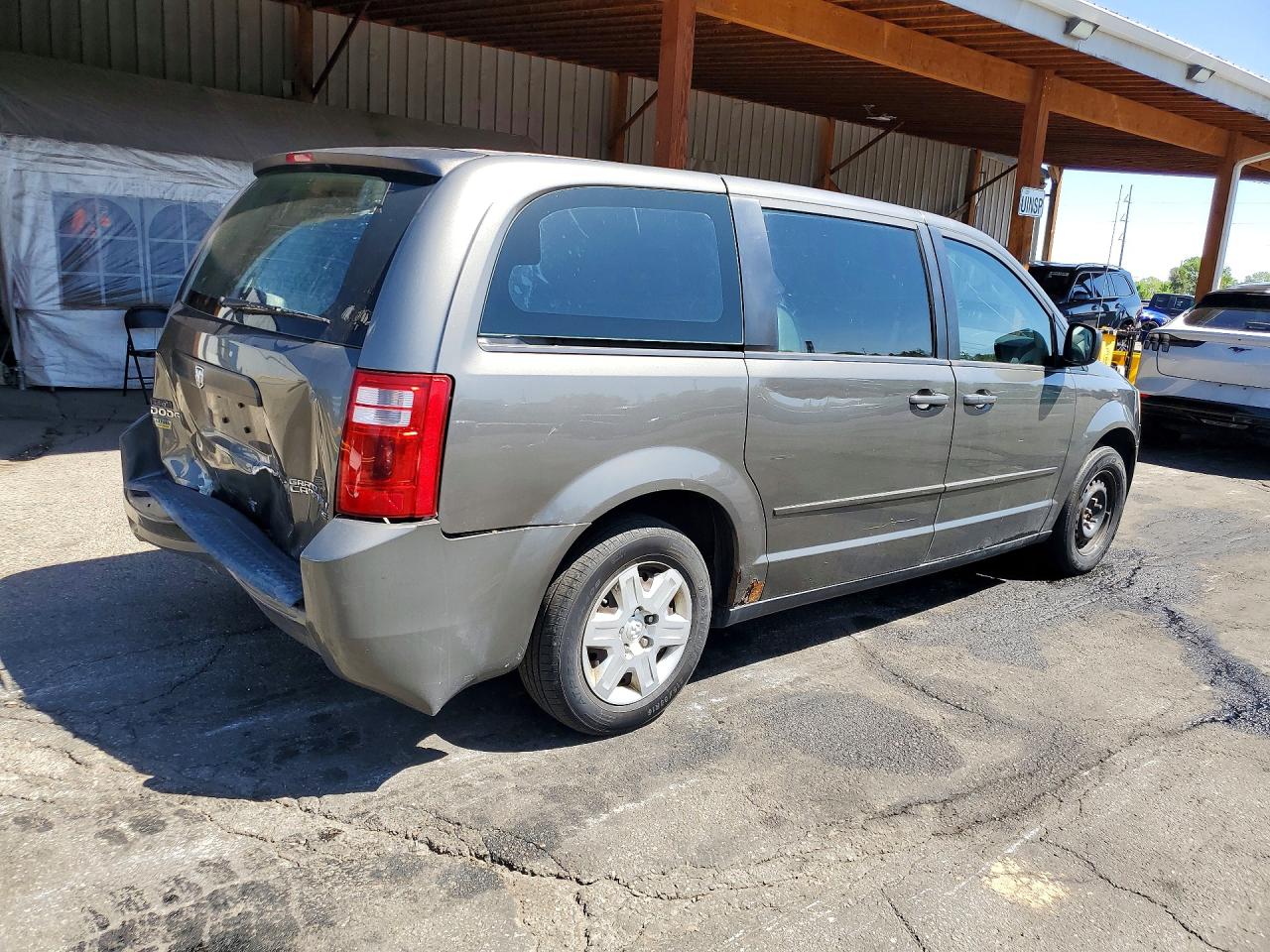 2010 DODGE GRAND CARAVAN SE photo 3