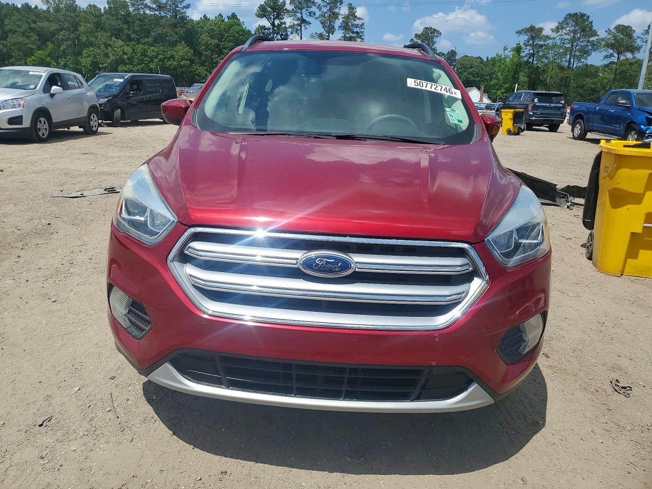 2017 FORD ESCAPE SE photo 13