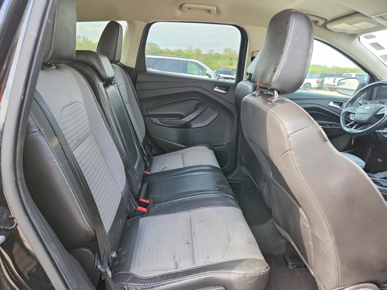 2018 FORD ESCAPE SE photo 21