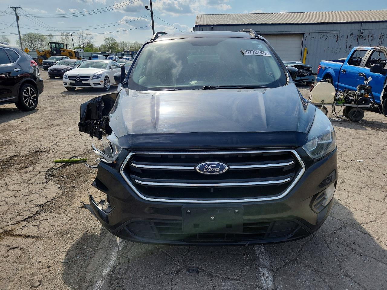 2018 FORD ESCAPE SE photo 9