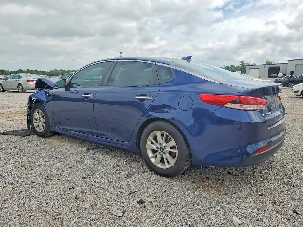 2016 KIA OPTIMA photo 3