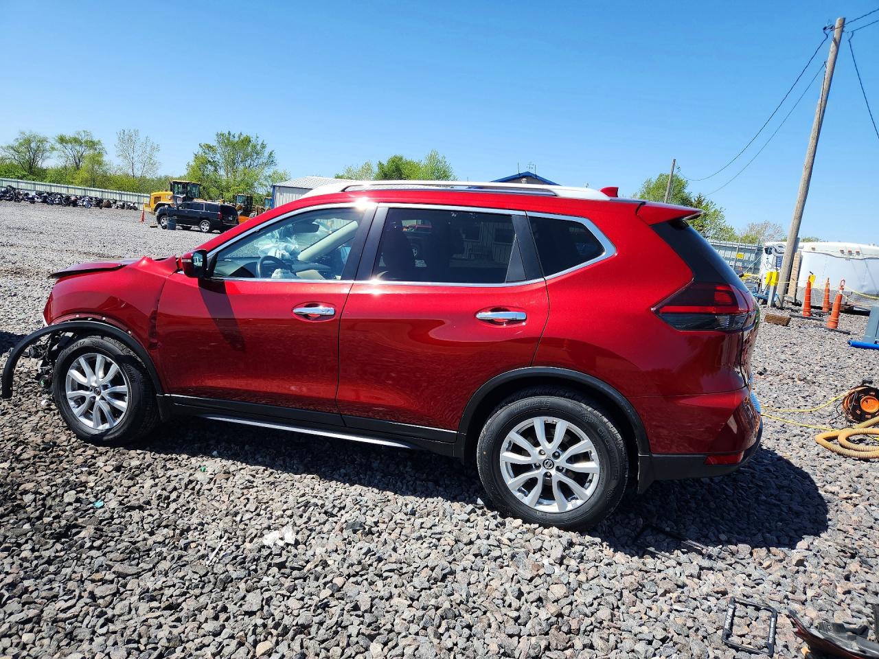 2019 NISSAN ROGUE SV photo 4
