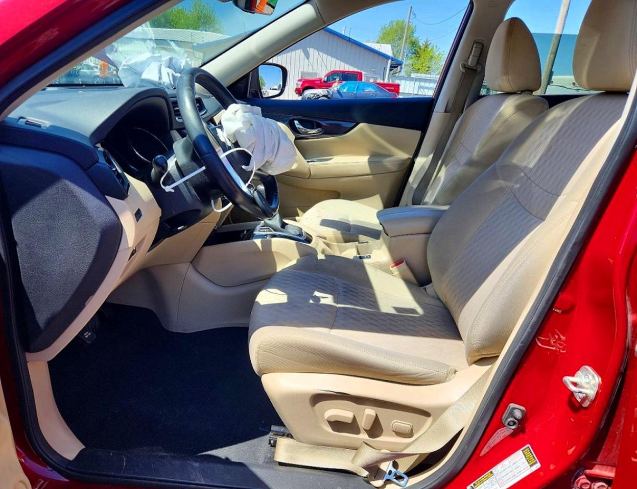 2019 NISSAN ROGUE SV photo 19