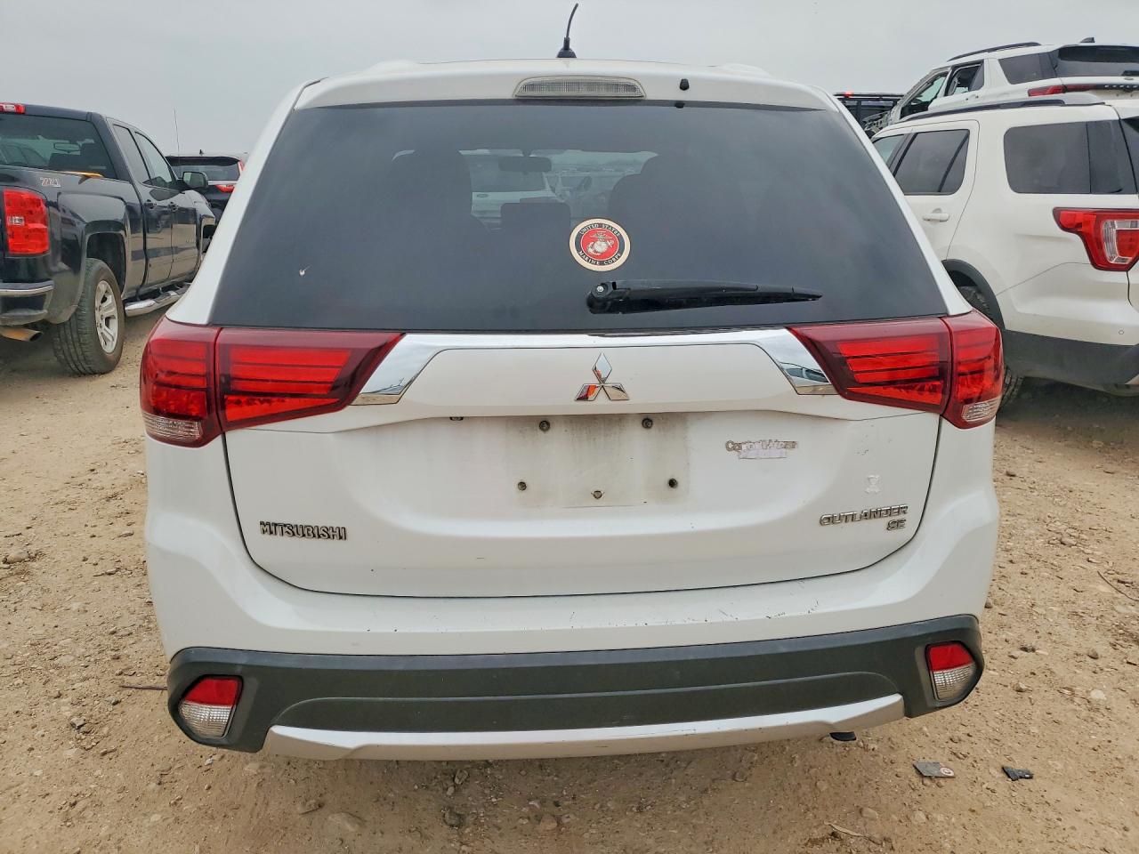 2016 MITSUBISHI OUTLANDER SE photo 11