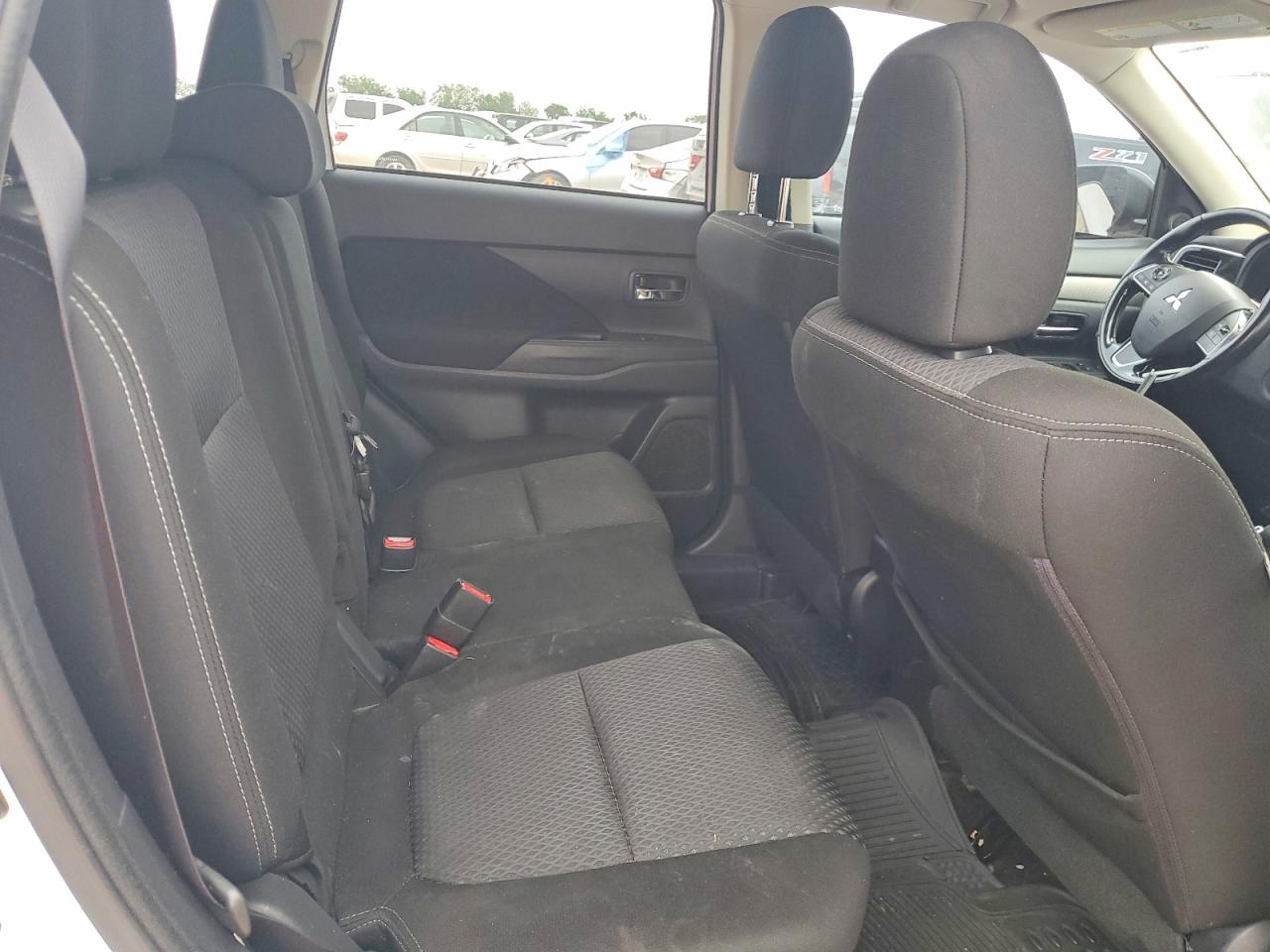 2016 MITSUBISHI OUTLANDER SE photo 21