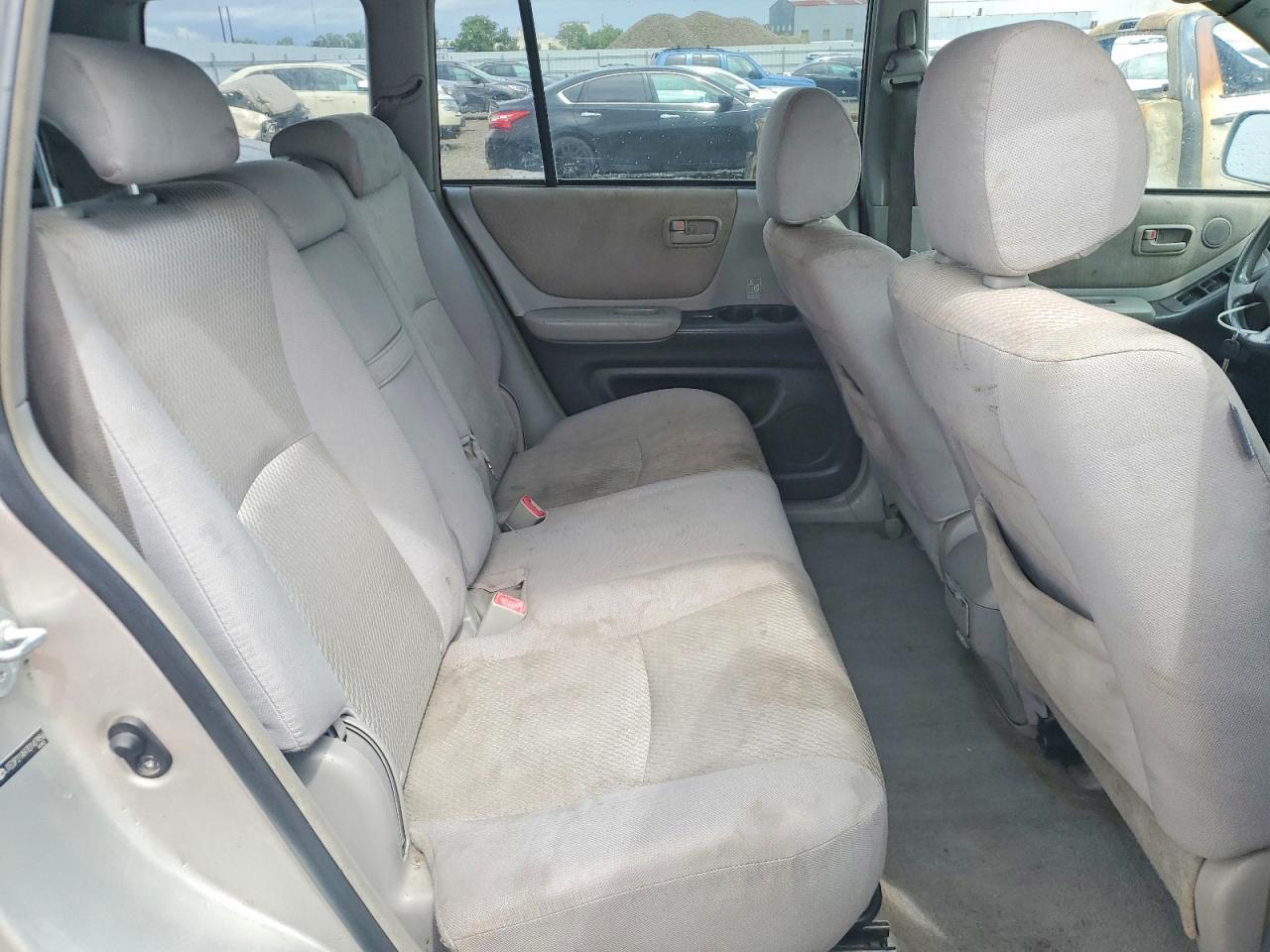 2007 TOYOTA HIGHLANDER BASE photo 19