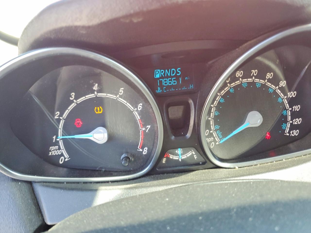 2019 FORD FIESTA SE photo 25