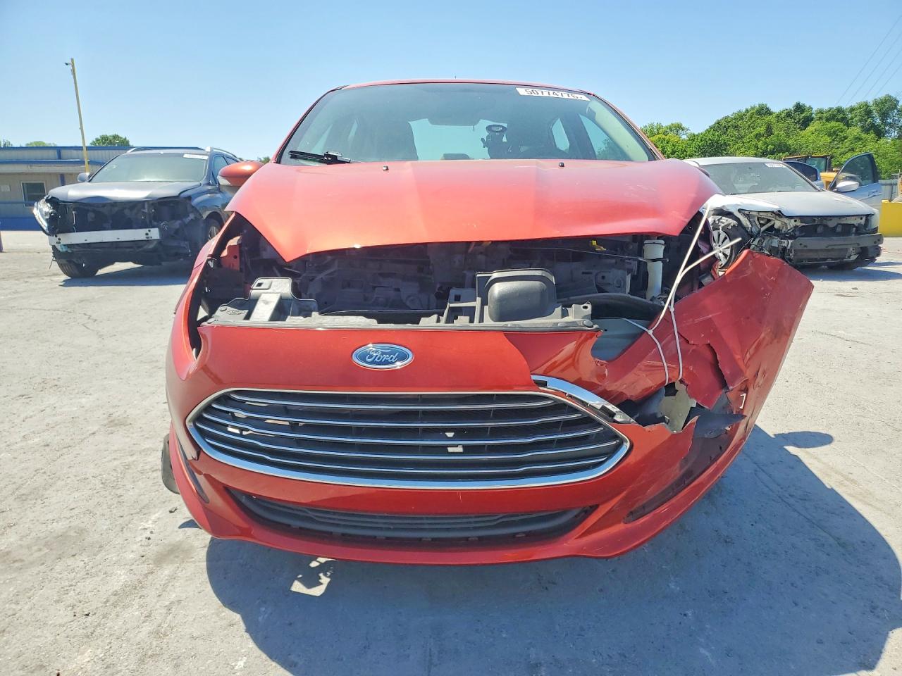 2019 FORD FIESTA SE photo 13