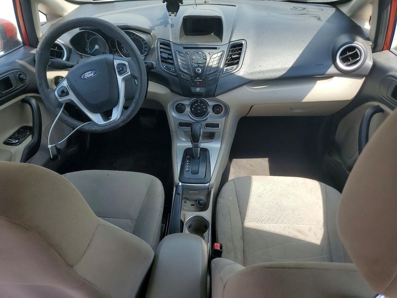 2019 FORD FIESTA SE photo 22