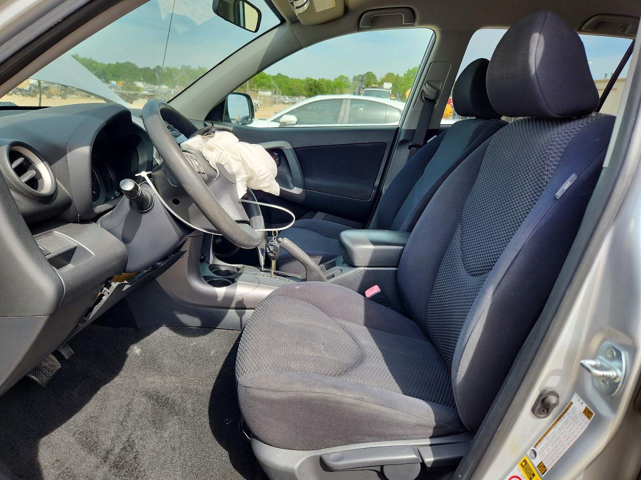2008 TOYOTA RAV4 SPORT photo 13