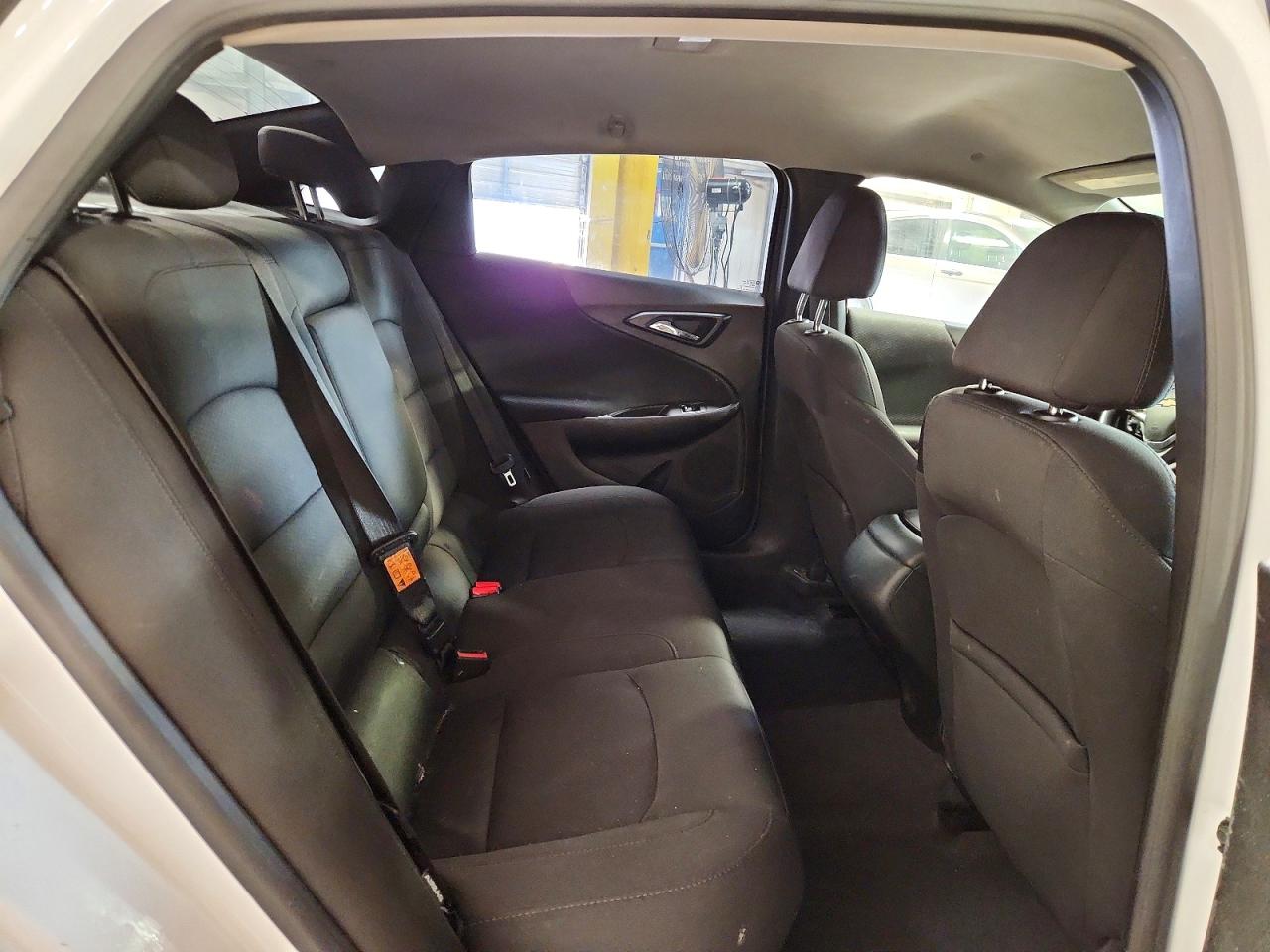 2018 CHEVROLET MALIBU LS photo 10