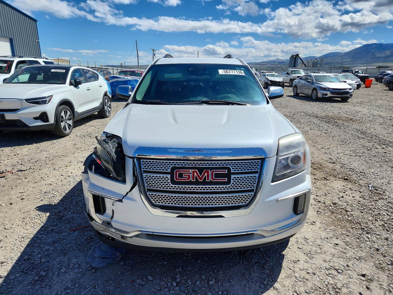 2017 GMC TERRAIN DENALI photo 9