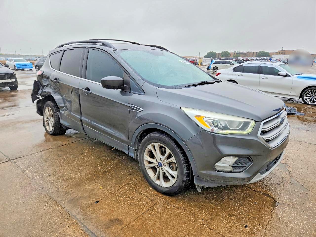 2017 FORD ESCAPE SE photo 7