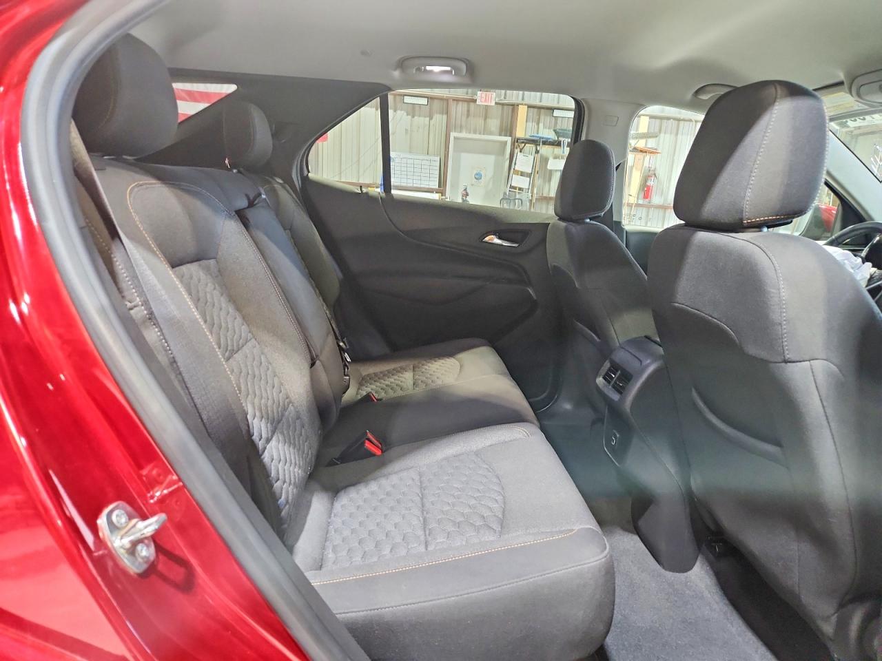 2020 CHEVROLET EQUINOX LT photo 31