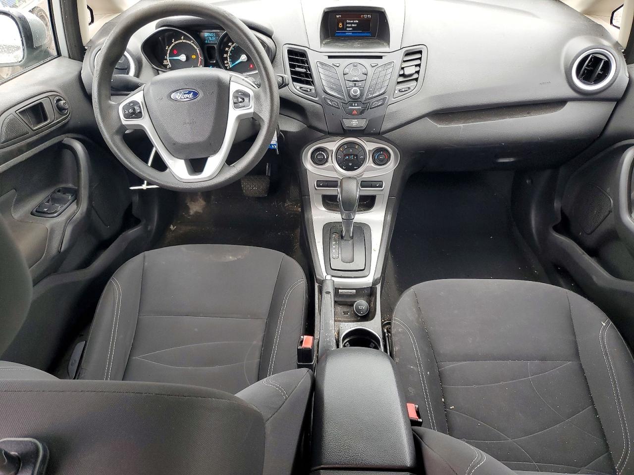 2019 FORD FIESTA SE photo 8