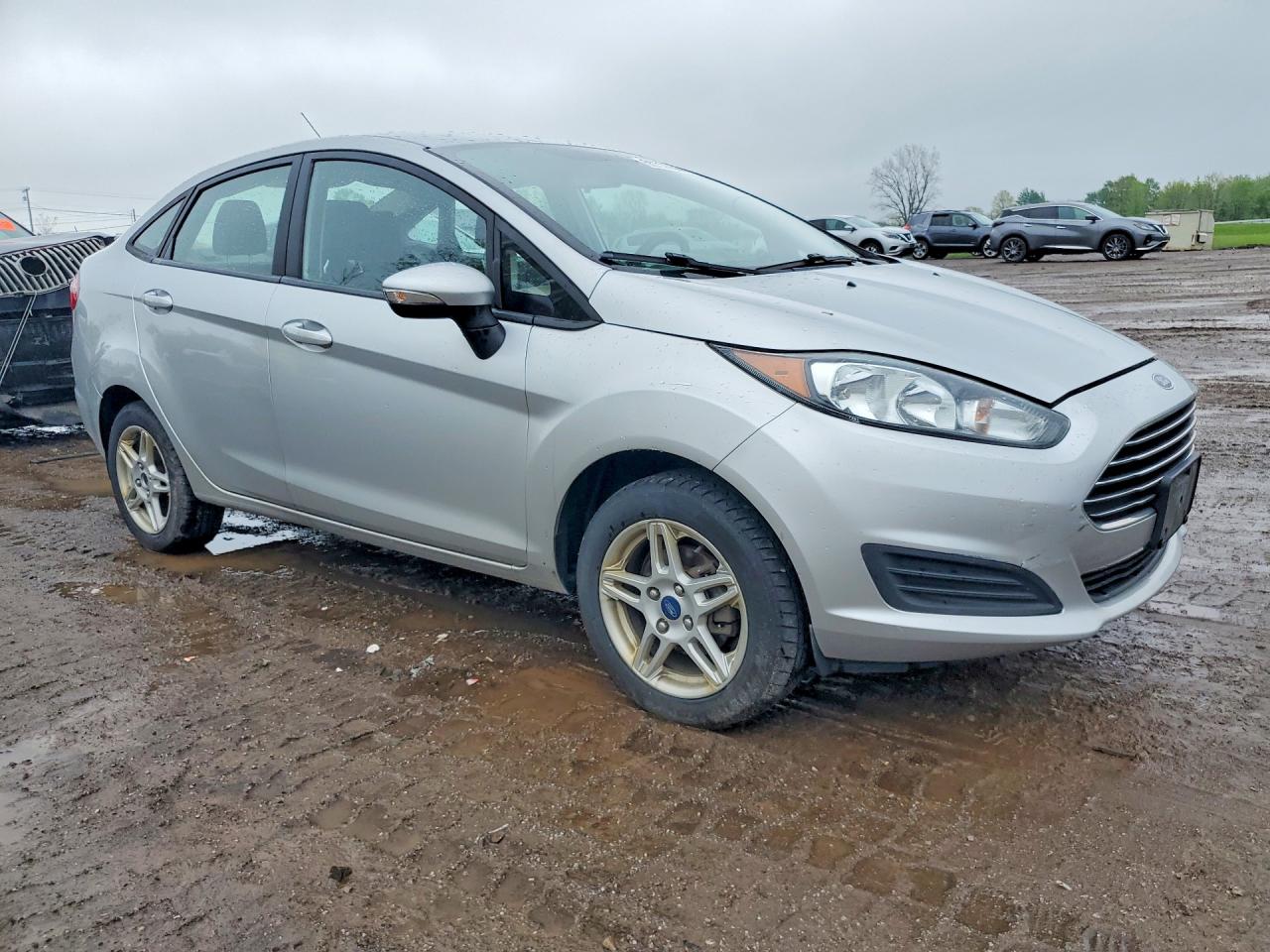 2019 FORD FIESTA SE photo 4
