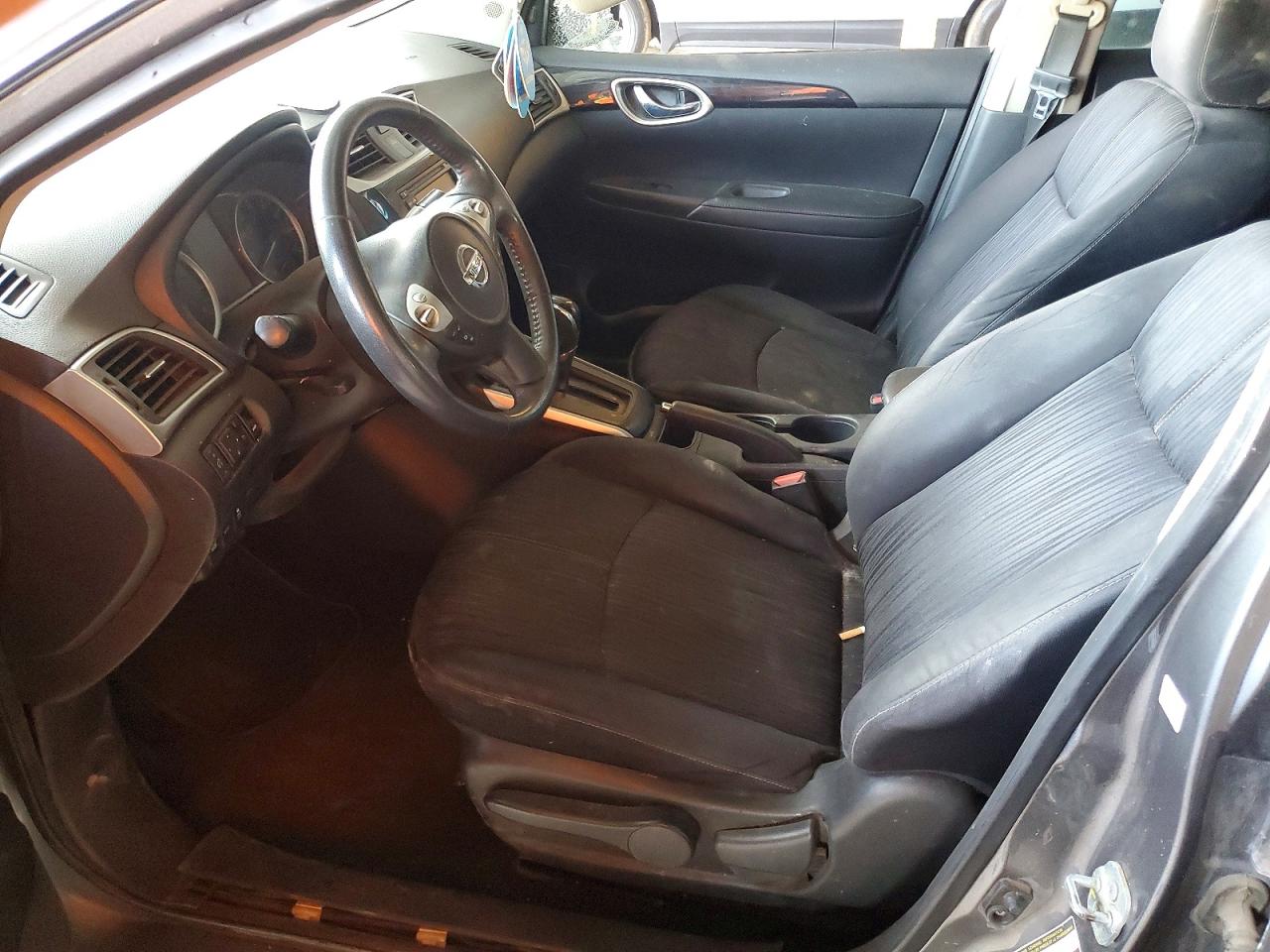 2016 NISSAN SENTRA photo 13
