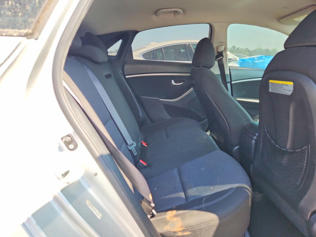 2013 HYUNDAI ELANTRA GT BASE photo 28