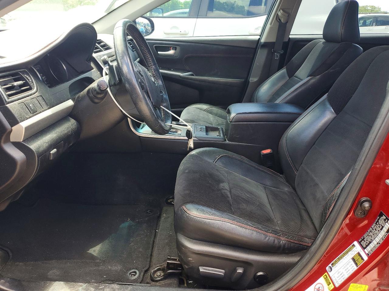 2015 TOYOTA CAMRY XSE photo 13