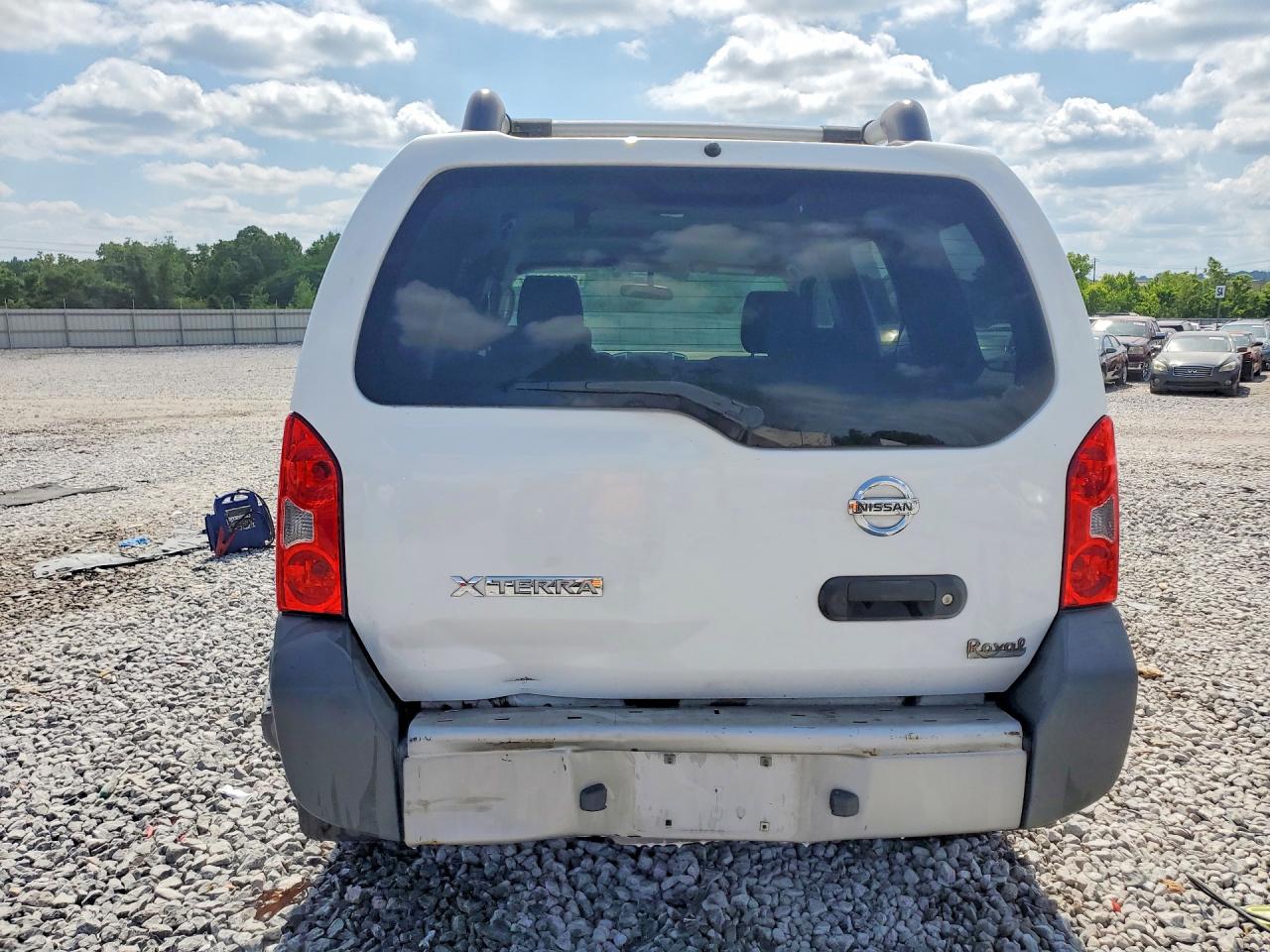 2010 NISSAN XTERRA X photo 16